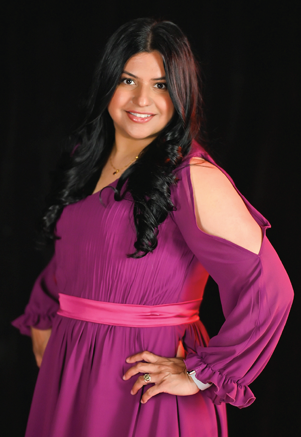 Author profile Ayesha Shah